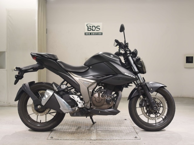 Suzuki GIXXER250