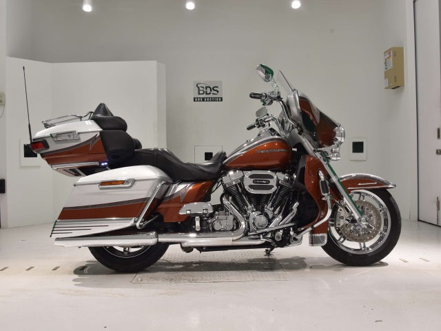 HD ELECTRA GLIDE FLHTKSE1800 2013