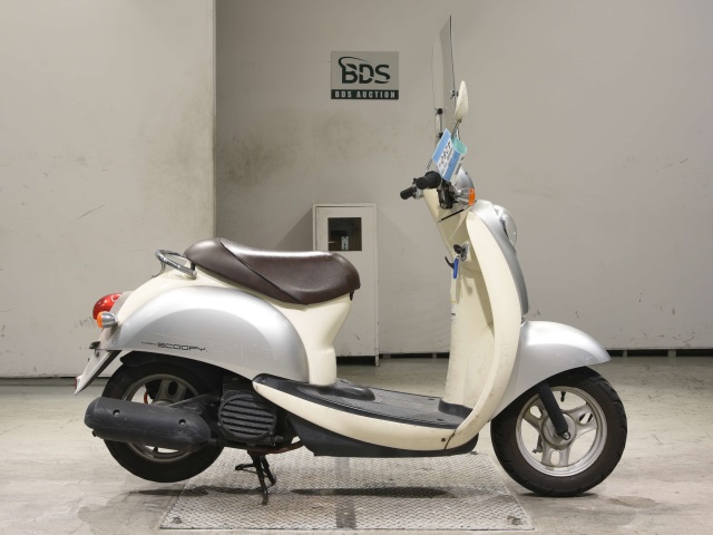 Honda SCOOPY50 2004