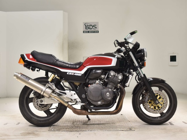 Honda CB400SFV 2011