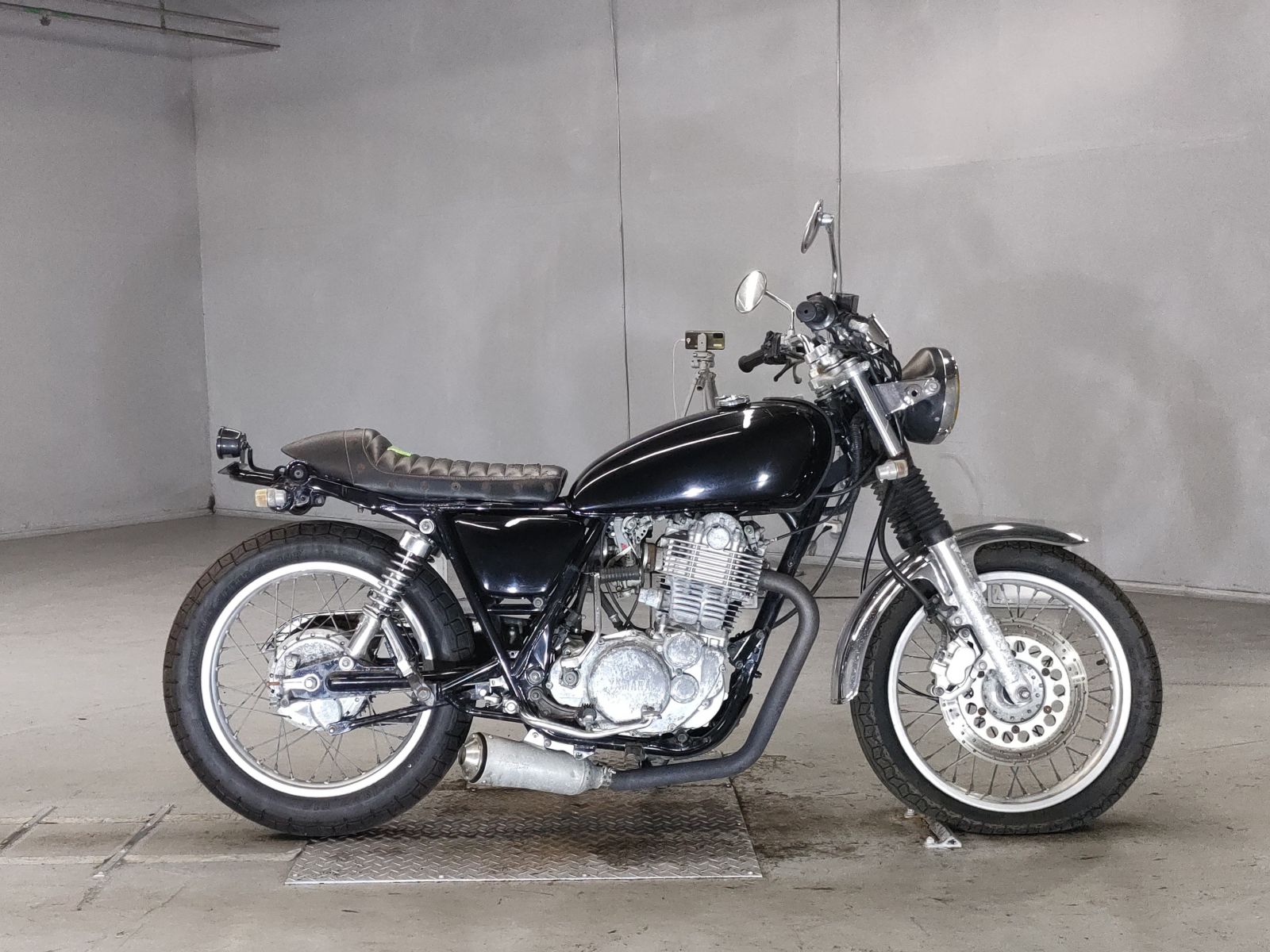 Yamaha SR400 2003