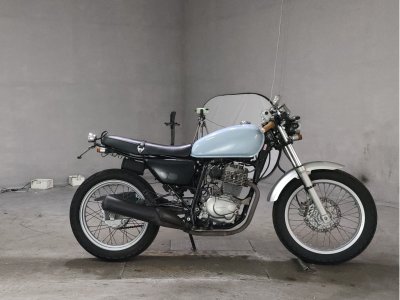Honda CB223S 2008