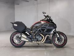 Ducati DIAVEL STRADA 2013