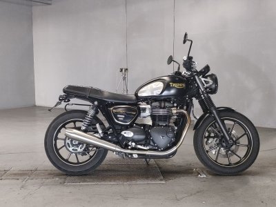 Triumph STREET TWIN 900 2021