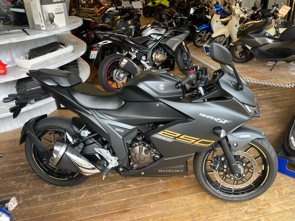 Suzuki GIXXER SF250