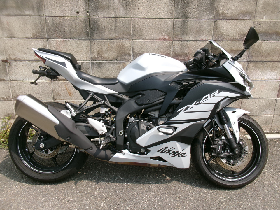 Kawasaki ninja zx-4r se 2024