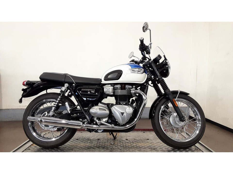 Triumph BONNEVILLE T100 2017