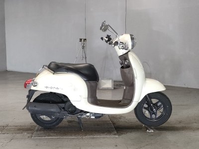 Honda GIORNO 2011