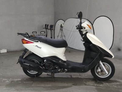 Yamaha AXIS TREAT 2015
