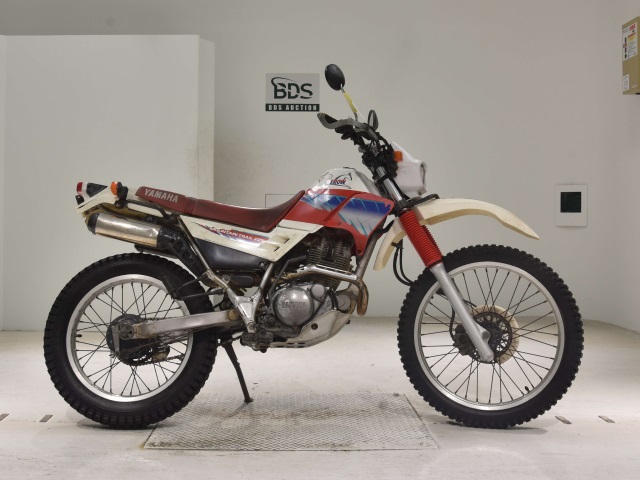 Yamaha SEROW XT225 1991