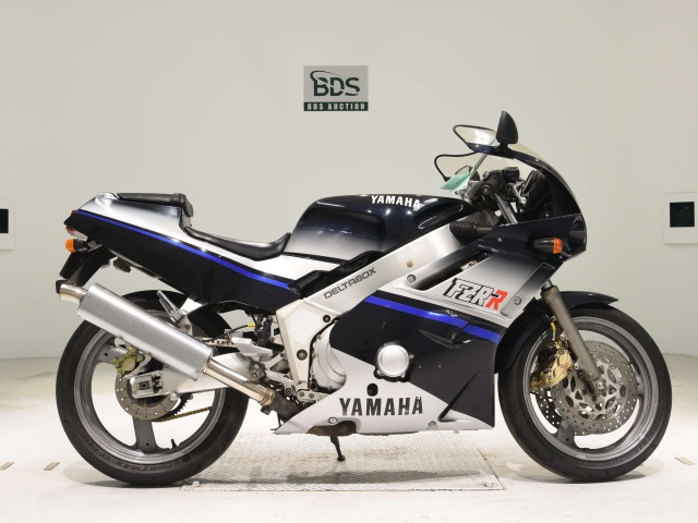 Yamaha FZR400RR 1989