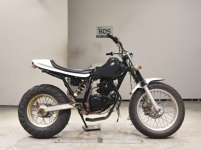 Yamaha TW125