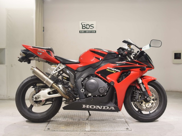 Honda CBR1000RR 2006