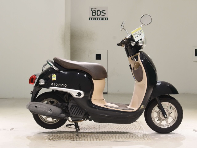Honda GIORNO 2016