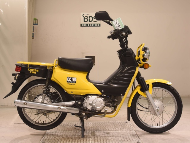 Honda CC110 CROSSCUB 2016