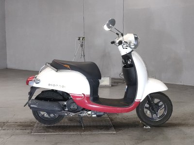 Honda GIORNO 2012