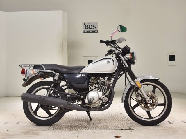 Yamaha YB125SP 2015