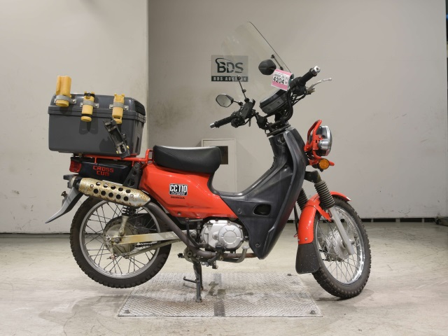 Honda CC110 CROSSCUB 2016