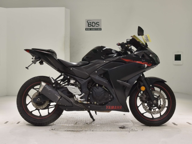 Yamaha YZF-R3 2015