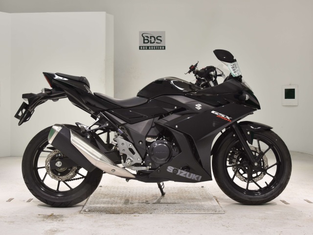 Suzuki GSX250R