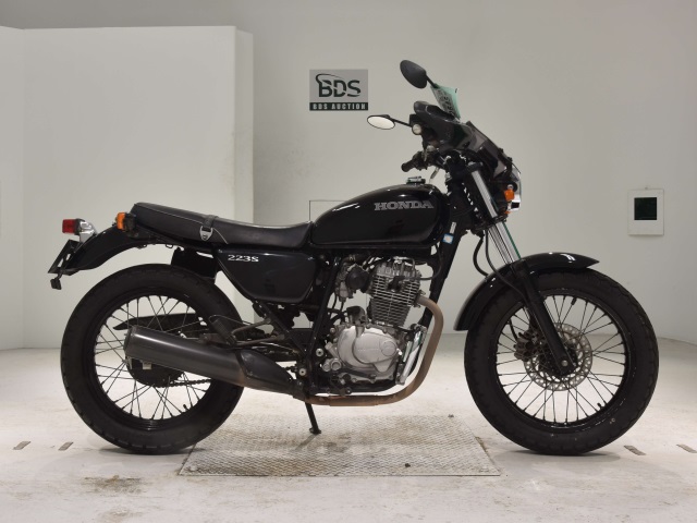 Honda CB223S 2010