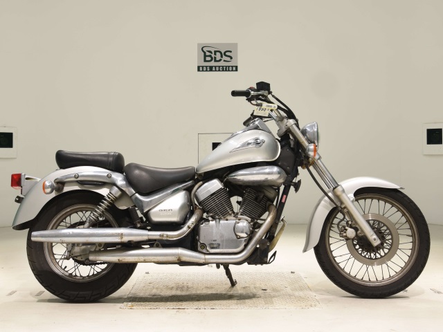 Suzuki INTRUDER 250LC 2003
