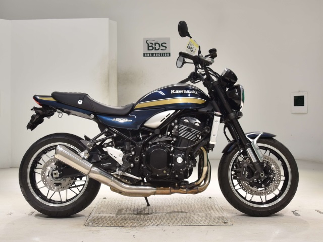 Kawasaki Z900RS 2022