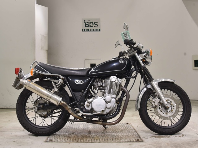 Yamaha SR400 2005