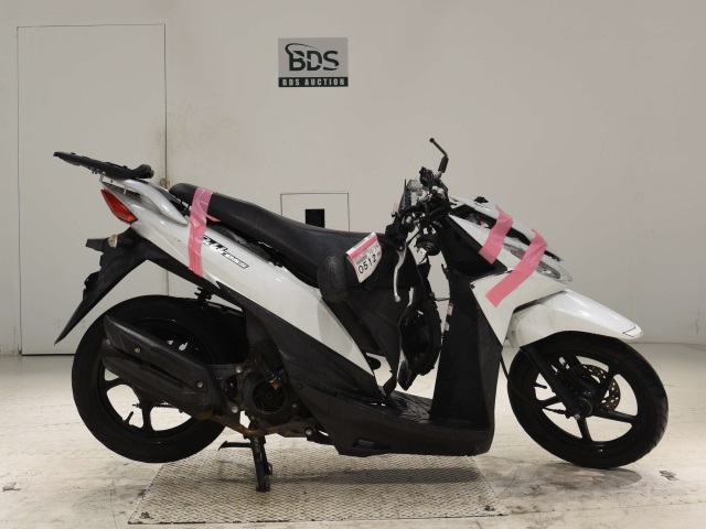 Suzuki ADDRESS V110