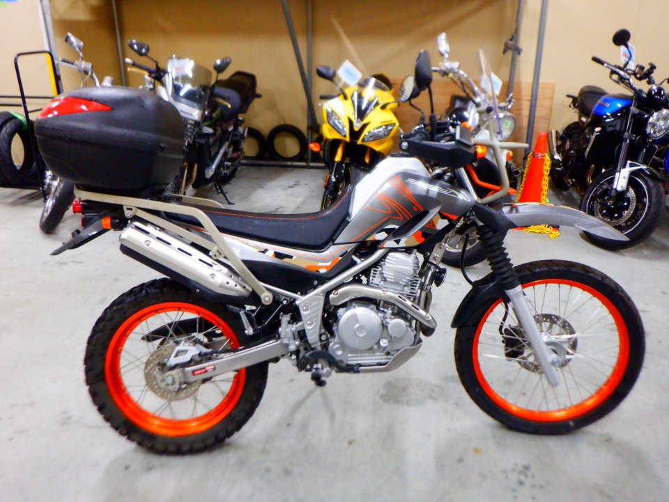 Yamaha SEROW XT250 2015