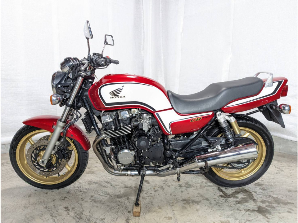Honda CB750 2006