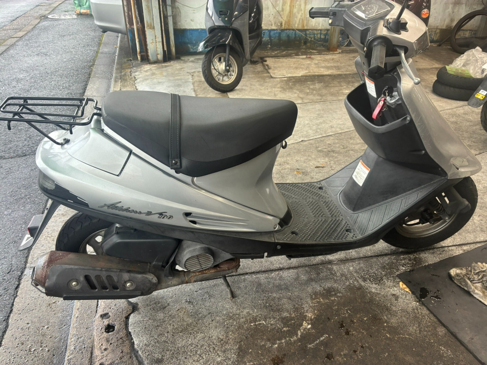 Suzuki ADDRESS V100