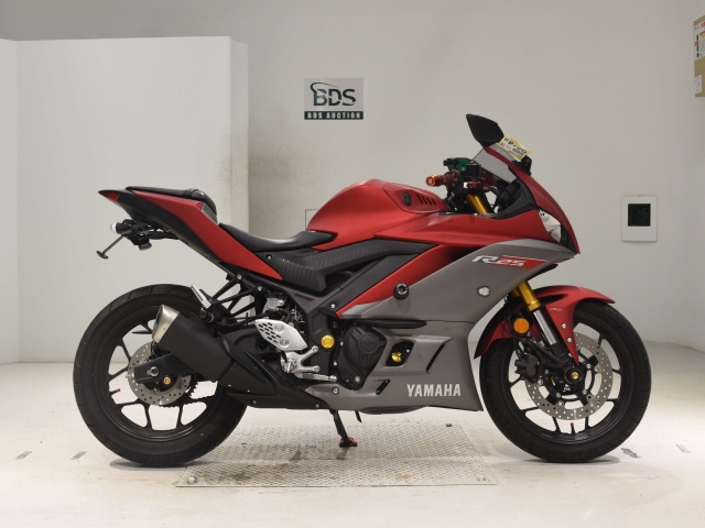 Yamaha YZF-R25A 2020