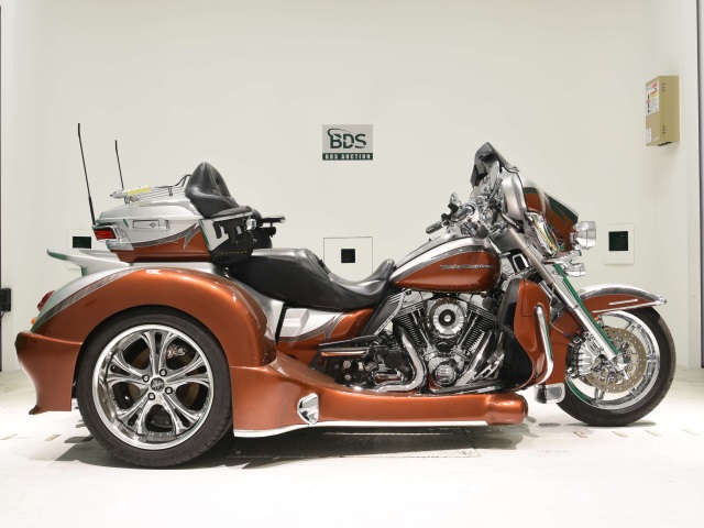 HD FLHTKSE1800CVOﾄﾗ 2014