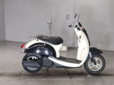 Honda ADV 160 2025