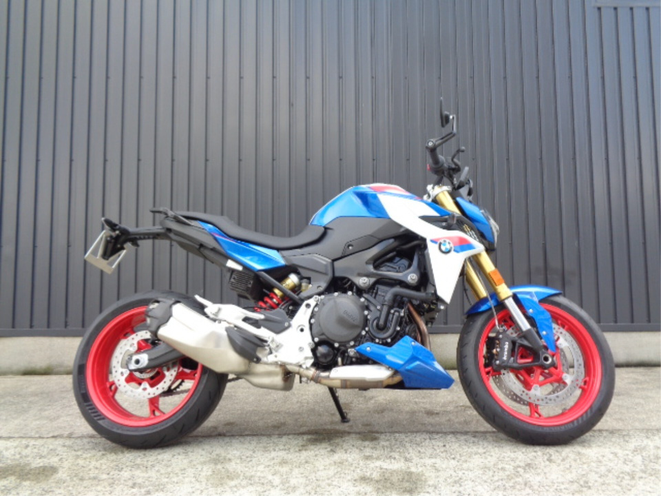 BMW F900R 2025