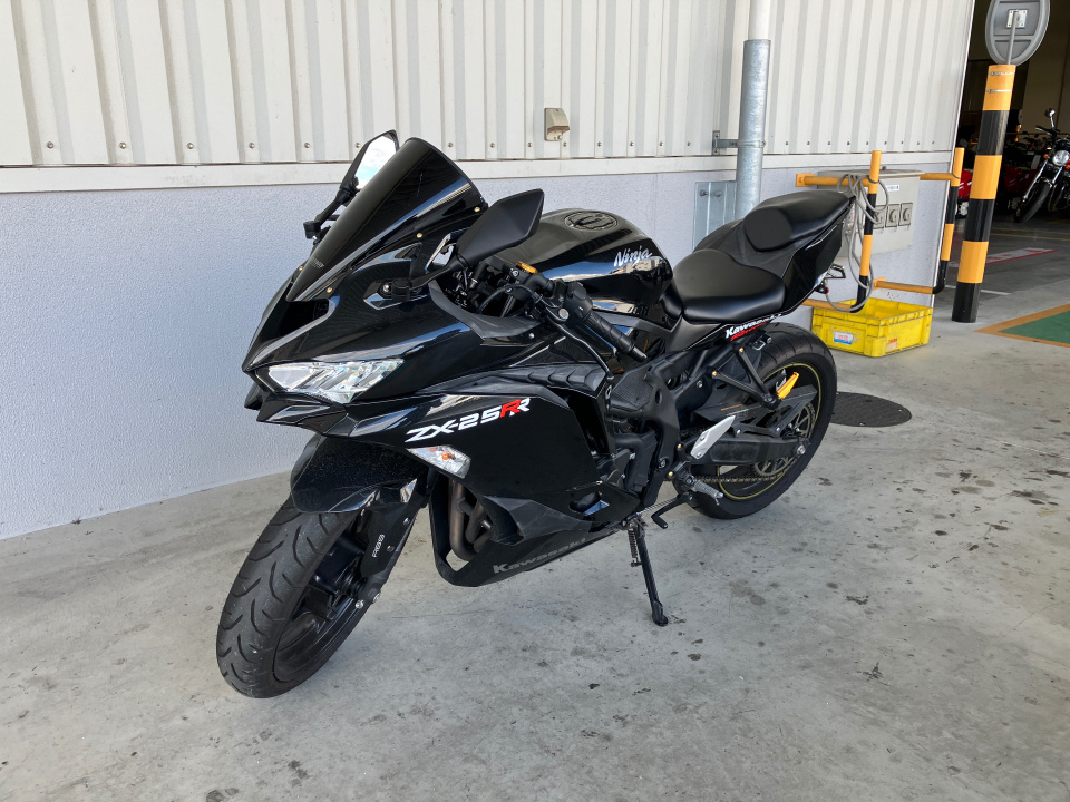 Kawasaki NINJA ZX-25R 2021