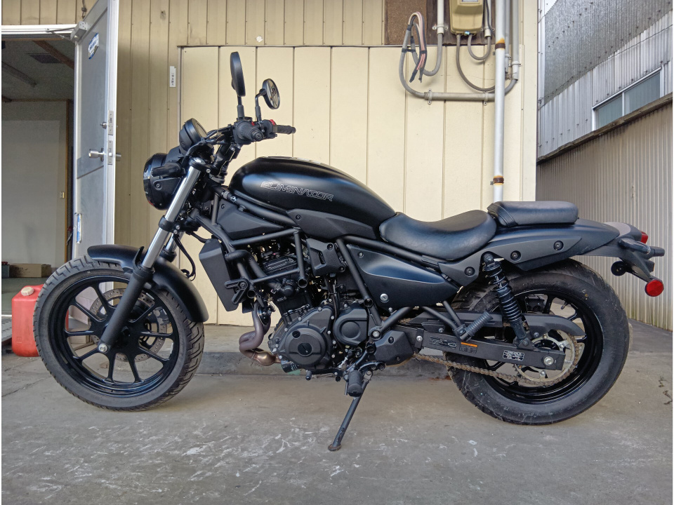 Kawasaki ELIMINATOR 400 2023