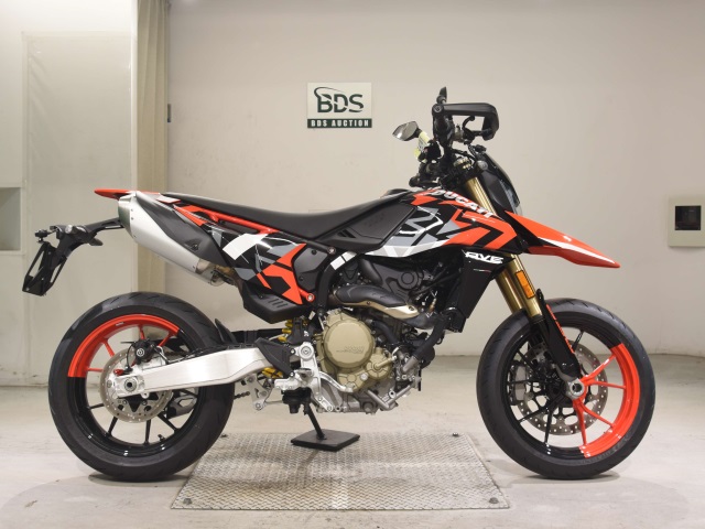 Ducati HYPERMOTARD698 2024