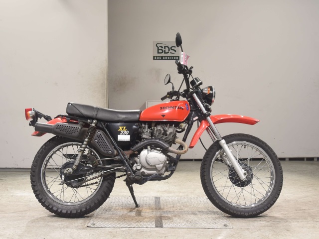 Honda XL230 2002