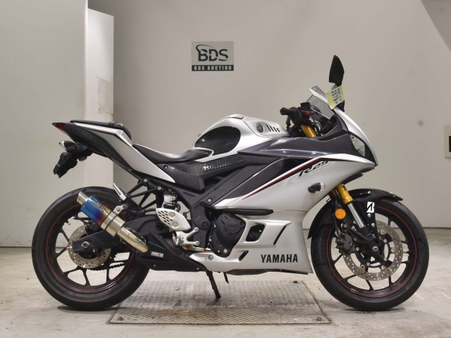 Yamaha YZF-R25 2020