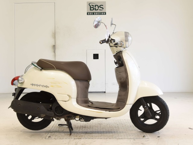 Honda GIORNO 2011