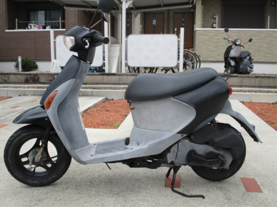 Suzuki LETS4