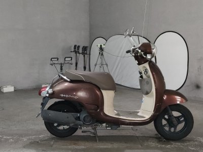Honda GIORNO 2011