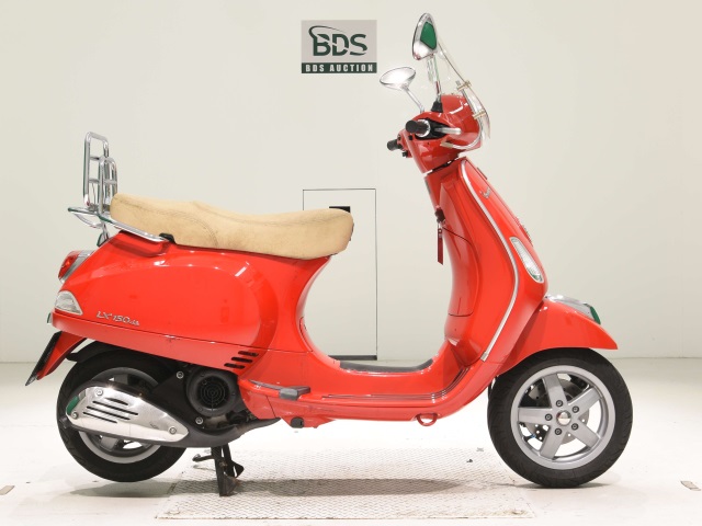 Vespa LX150IE