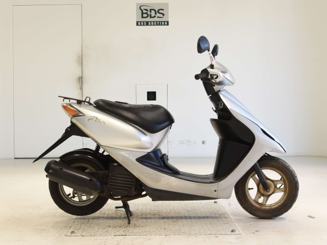 Honda DIO-5 2004