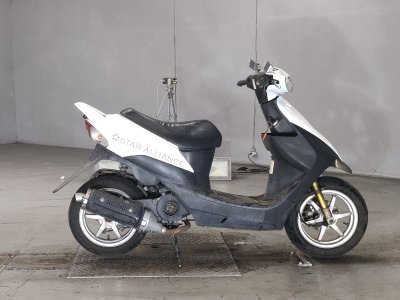 Suzuki SEPIA ZZ
