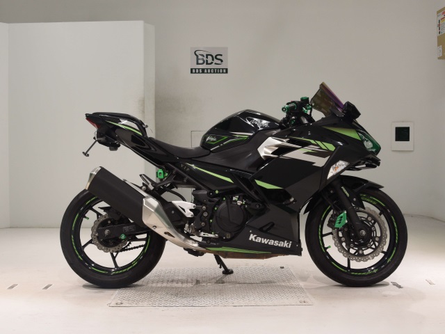 Kawasaki NINJA400 2018