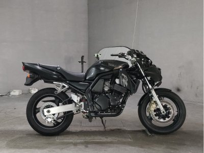 Yamaha FZ400 1998
