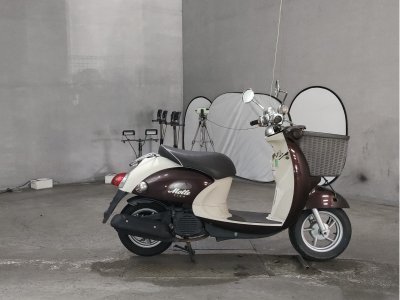 Yamaha VINO MORPHE 2015